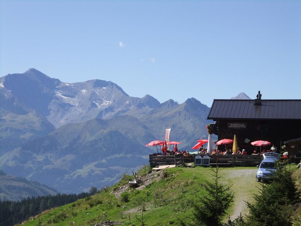 Apart-Pension Oberreiter Fusch an der Grossglocknerstrasse Bagian luar foto